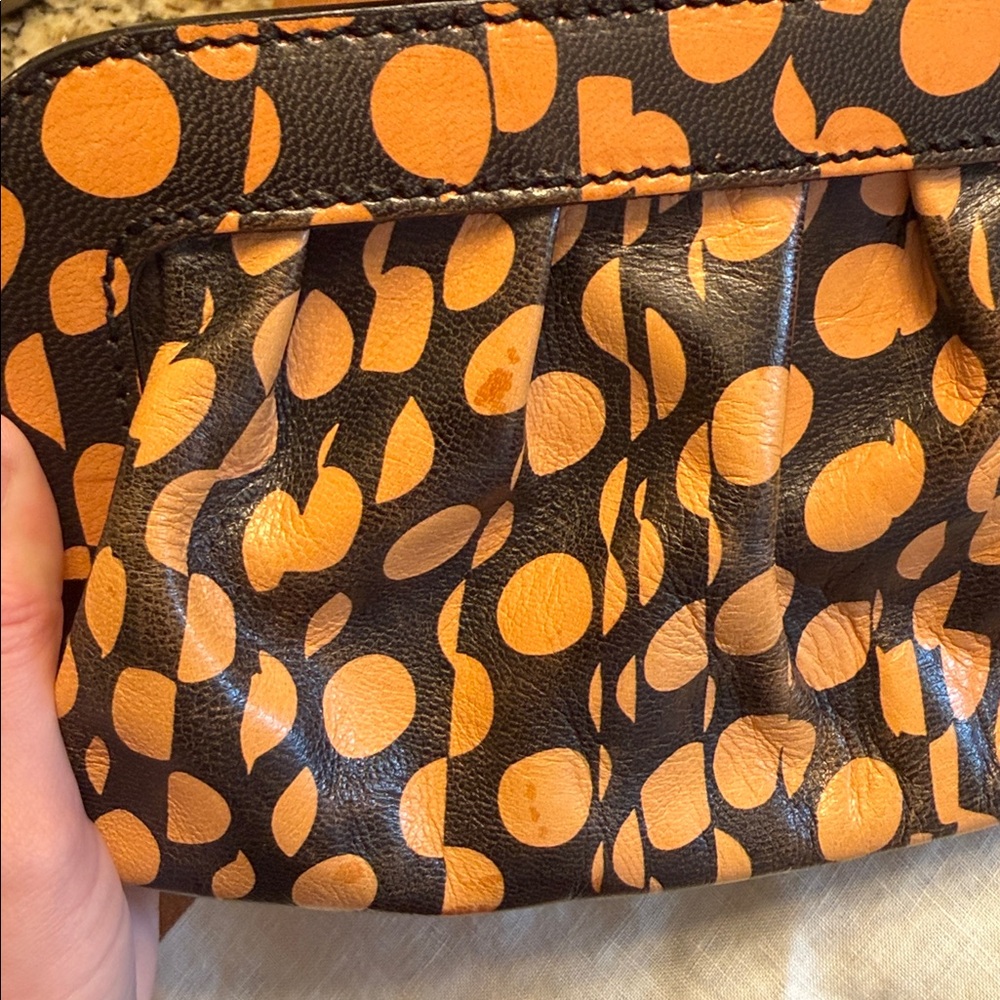 Vintage Clutch - Picture 8 of 9